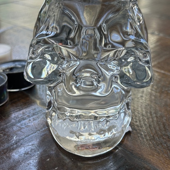 “NEW” clear skeleton tea light candle holder + 9 tea light candles - Picture 4 of 8
